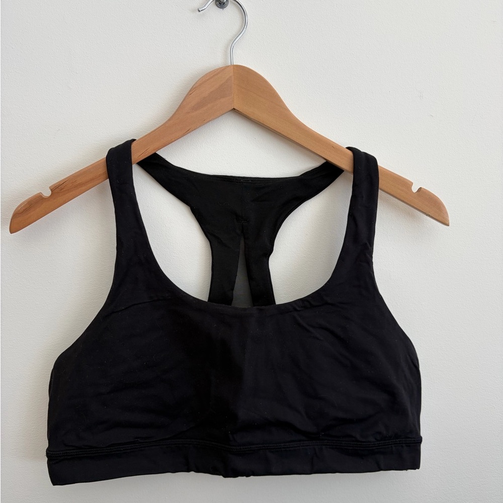 Black Lululemon Sports Bra